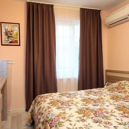 Къщата С Чешмата Apartment Veliko Turnovo Bagian luar foto