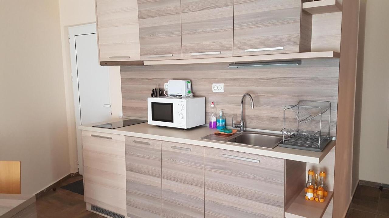 Къщата С Чешмата Apartment Veliko Turnovo Bagian luar foto